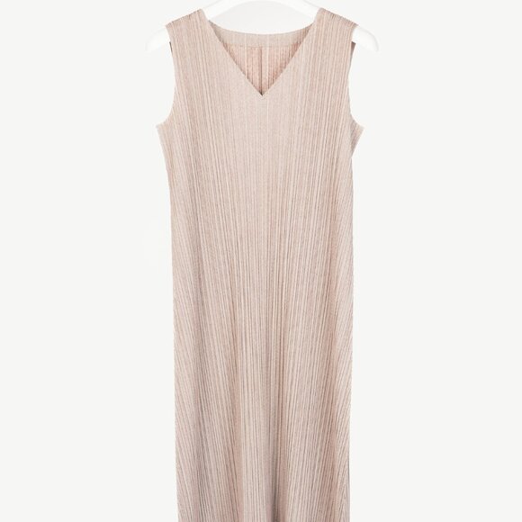 Pleats Please Issey Miyake Dusty Rose Herringbone-Print Midi Dress - Picture 1 of 7